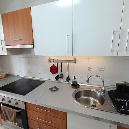 פואנגירולה Suites Center Recinto Ferial מראה חיצוני תמונה